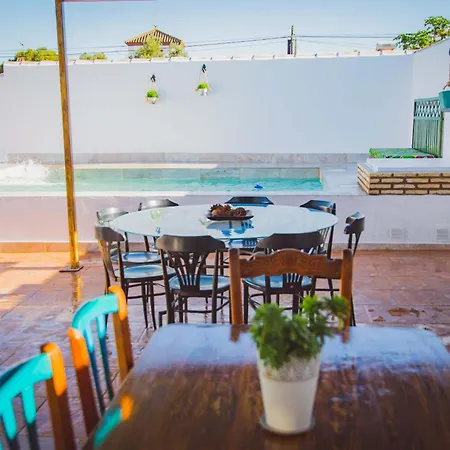 Con Piscina Privada Y Barbacoa Parejas Y Familiias